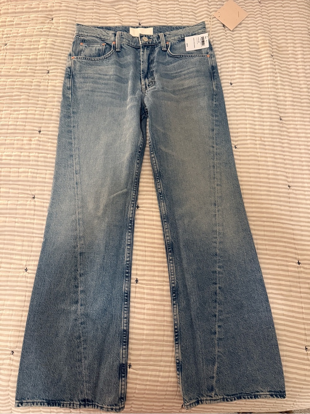 Mother Bookie Twist Sneak Jeans